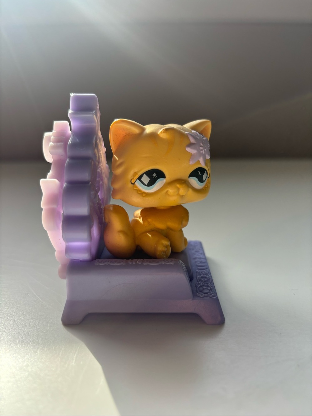 Littlest pet shop yellow Persian cat on a chair McDonald’s toy